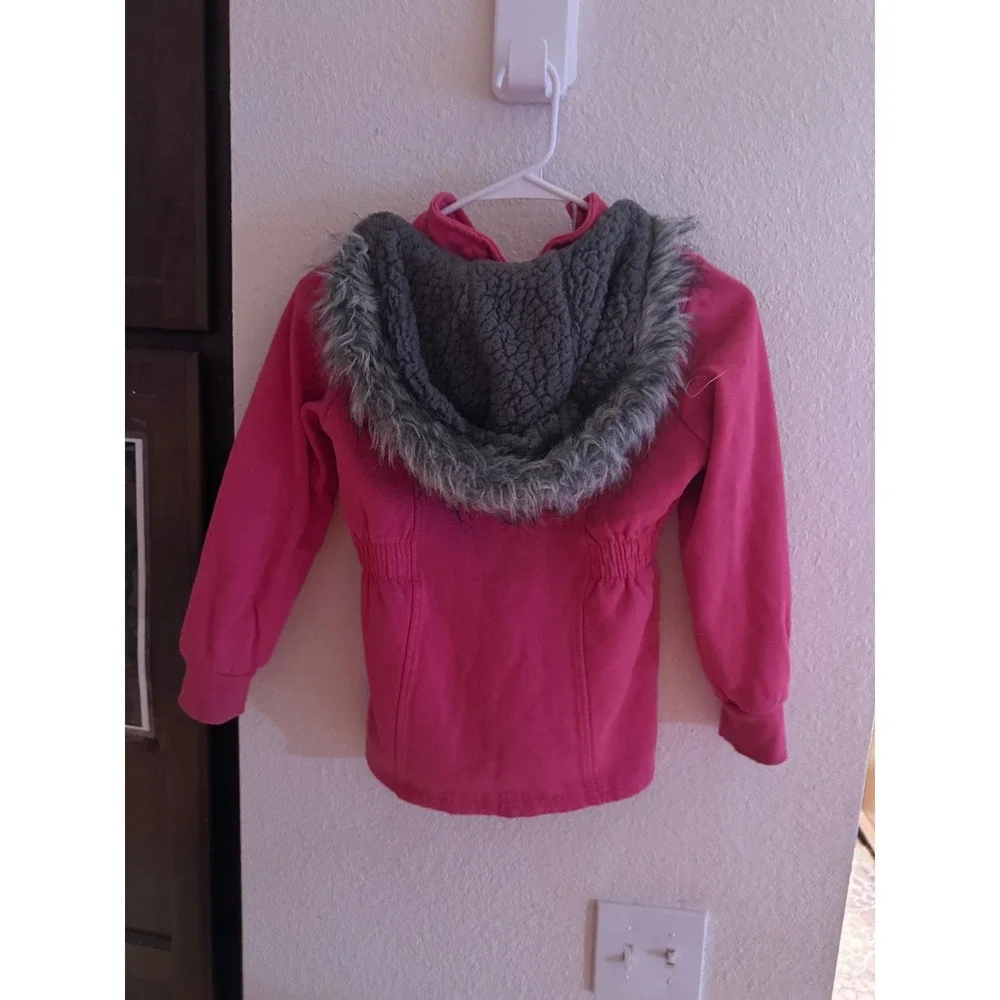 Limited Too Girls Pink Toggle Fleece Jacket Faux Fur Hood Sherpa Lined Size 7/8